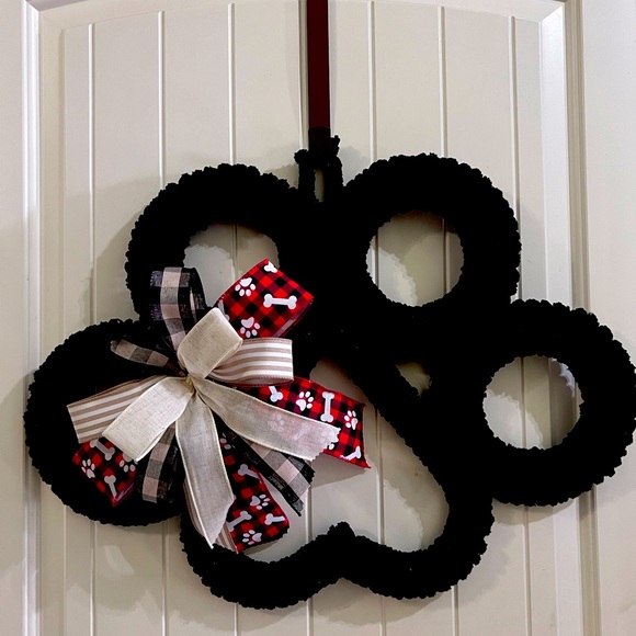 Paw print handmade door wreath indoor or outdoor room decoration